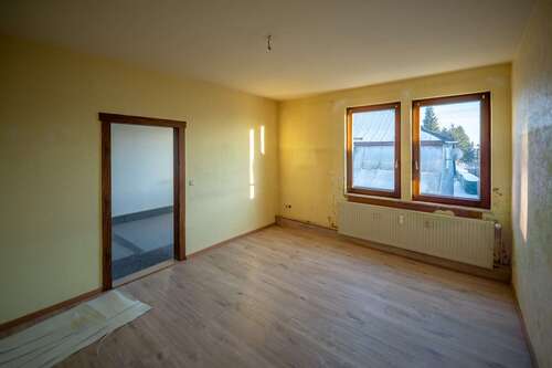 Foto - Wohnung zum Mieten in Großbreitenbach 300,00 € 60 m²