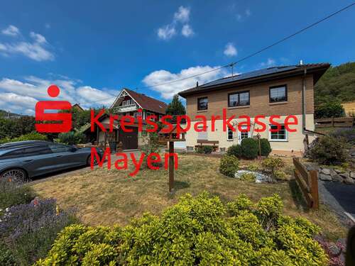 Foto - Haus zum Kaufen in Hausten 369.000,00 € 126 m²