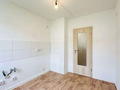 Foto - Wohnung zum Mieten in Freital 330,04 € 49.63 m²