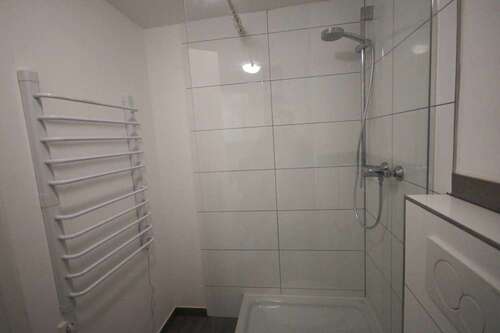 Foto - Haus zum Kaufen in Krefeld 669.000,00 € 400 m²