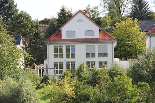 Foto - Haus zum Mieten in Eltville am Rhein 2.750,00 € 183 m²