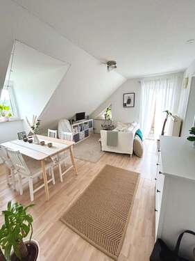 Foto - Wohnung zum Mieten in Riederich 570,00 € 45.5 m²