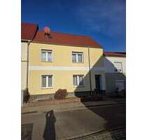 Haus zum Kaufen in Bitterfeld-Wolfen 39.000,00 € 110 m²