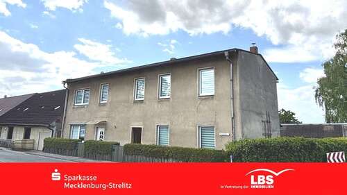 Foto - Haus zum Kaufen in Staven 110.000,00 € 163 m²