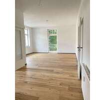 Wohnung zum Mieten in Zwickau 595,00 € 77.98 m²