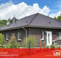Haus zum Kaufen in Feldberger Seenlandschaft 450.000,00 € 149 m²