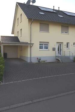 Foto - Haus zum Kaufen in Neuenburg am Rhein 699.000,00 € 221 m²