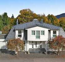 Haus zum Kaufen in Baden-Baden 2.350.000,00 € 527 m²