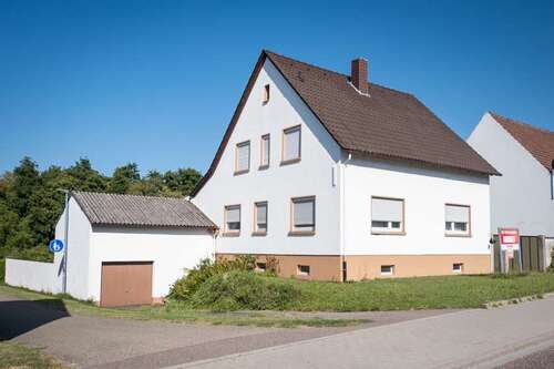 Foto - Haus zum Kaufen in Ubstadt-Weiher Ubstadt 598.000,00 € 162 m²