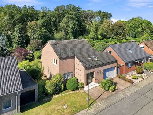 Foto - Haus zum Kaufen in Dormagen 595.000,00 € 147 m²