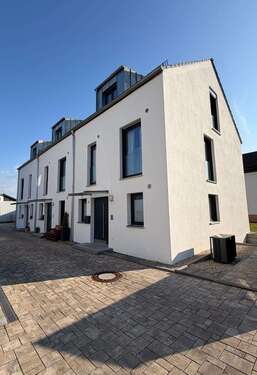 Foto - Haus zum Kaufen in Schwandorf 659.000,00 € 134.74 m²