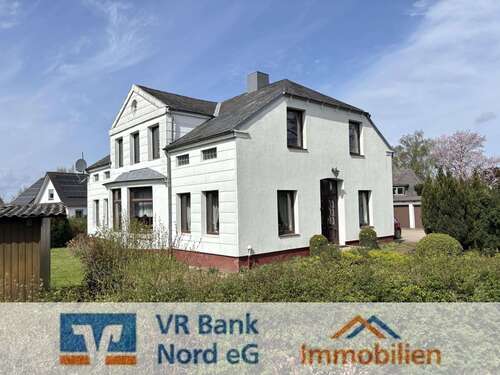 Foto - Haus zum Kaufen in Mittelangeln 325.000,00 € 248.12 m²