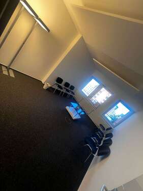 Foto - Büro in Hamburg 700,00 € 39 m² - 700,00&nbsp;EUR Kaltmiete, ca.&nbsp; 39,00&nbsp;m&sup2;