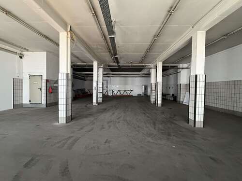 Foto - Halle in Duisburg 1.750,00 € 204 m²