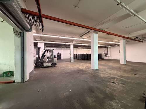 Foto - Halle in Duisburg 2.650,00 € 350 m²