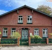 Haus zum Kaufen in Bergenhusen 325.000,00 € 300 m²