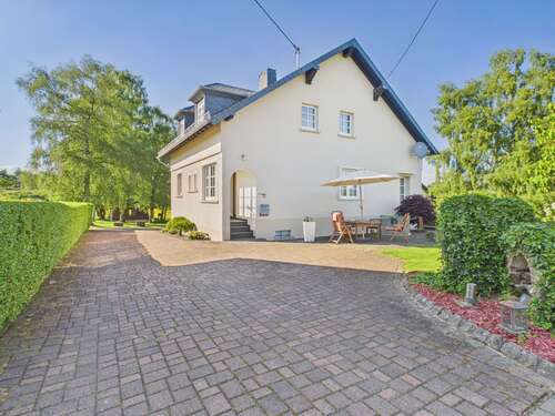 Foto - Haus zum Kaufen in Eschfeld 697.000,00 € 193 m²