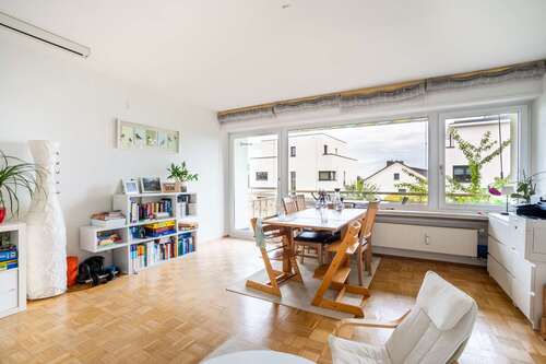 Foto - Wohnung zum Kaufen in Wiesbaden 299.000,00 € 80 m²