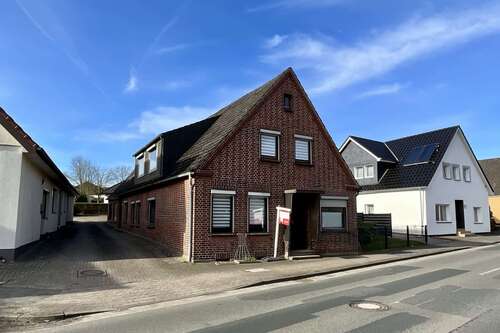 Foto - Haus zum Kaufen in Geestland 199.000,00 € 230.67 m²