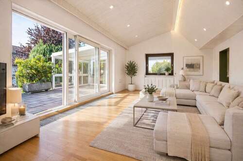 Foto - Haus zum Kaufen in Diedorf 644.000,00 € 215 m²