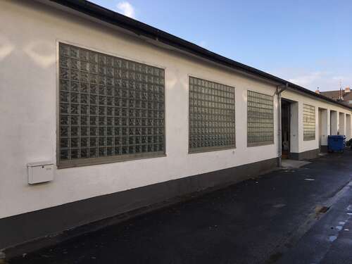 Foto - Halle in Köln 651,40 € 54.5 m² - 651,40&nbsp;EUR Kaltmiete, ca.&nbsp; 54,50&nbsp;m&sup2;