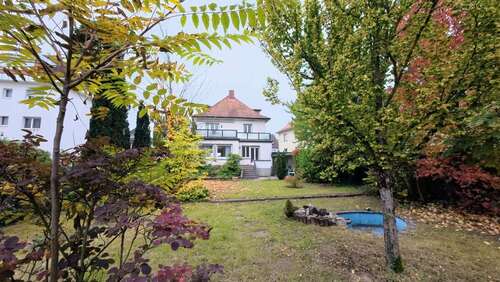 Foto - Haus zum Kaufen in Obertshausen 785.000,00 € 202.71 m²