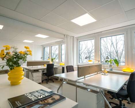 Foto - Büro in Hamburg 220,00 € 4 m² - 220,00&nbsp;EUR Kaltmiete, ca.&nbsp; 4,00&nbsp;m&sup2;