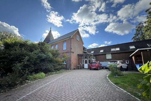 Foto - Haus zum Kaufen in Cadenberge 279.000,00 € 308.2 m²