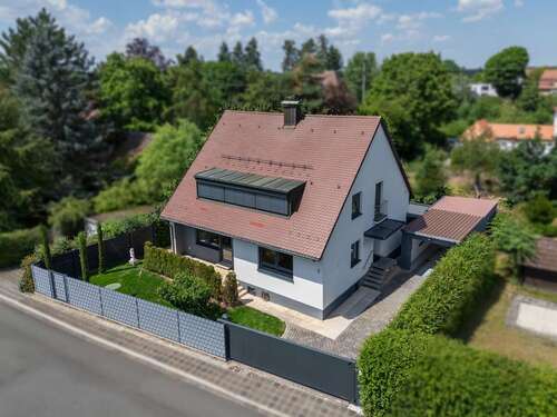 Foto - Haus zum Kaufen in Nürnberg Laufamholz 867.000,00 € 160 m²