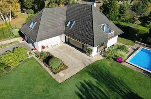 Foto - Haus zum Kaufen in Bendestorf 849.000,00 € 215 m²
