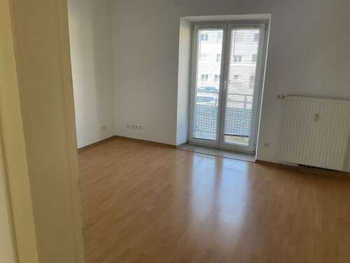 Foto - Wohnung zum Mieten in Traunreut 686,60 € 68.66 m²