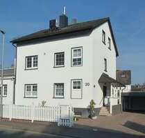 Haus zum Kaufen in Hattersheim am Main 730.000,00 € 212 m²