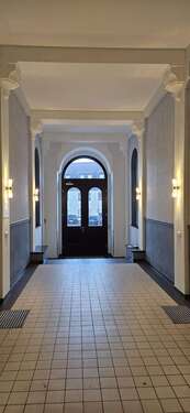 Foto - Wohnung zum Kaufen in Zwenkau 250.000,00 € 101.79 m²