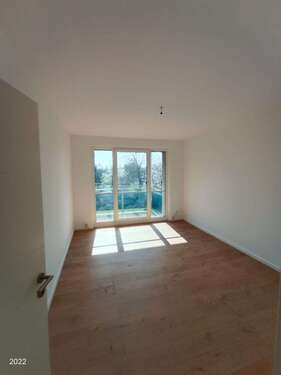 Foto - Wohnung zum Mieten in Wettin 280,00 € 65.09 m²