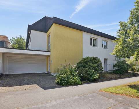 Foto - Haus zum Kaufen in Homburg 590.000,00 € 240 m²