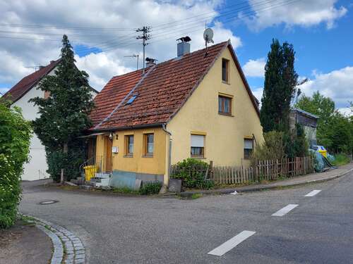 Foto - Haus zum Kaufen in Großerlach- Neufürstenhütte 170.000,00 € 127 m²