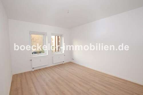Foto - Wohnung zum Mieten in Naumburg 380,00 € 50.59 m²