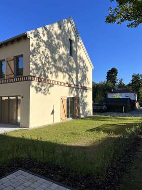 Foto - Haus zum Mieten in Beelitz 1.590,00 € 127.29 m²