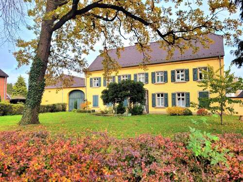 Foto - Haus zum Kaufen in Grevenbroich 1.950.000,00 € 707 m²