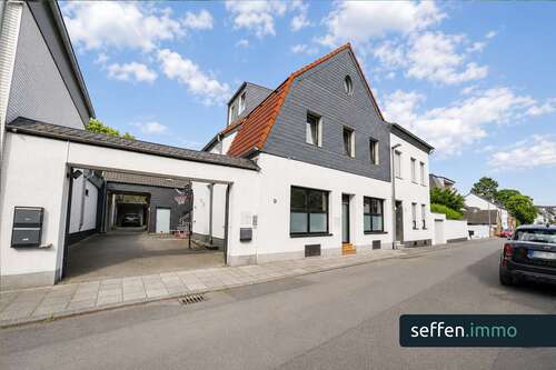 Foto - Haus zum Kaufen in Köln 1.329.000,00 € 313 m²