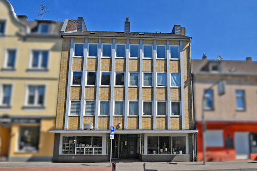 Foto - Haus zum Kaufen in Oberhausen 430.000,00 € 321.52 m²