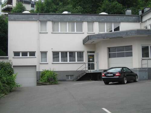 Foto - Halle in Meschede 1.700,00 € 282.2 m²