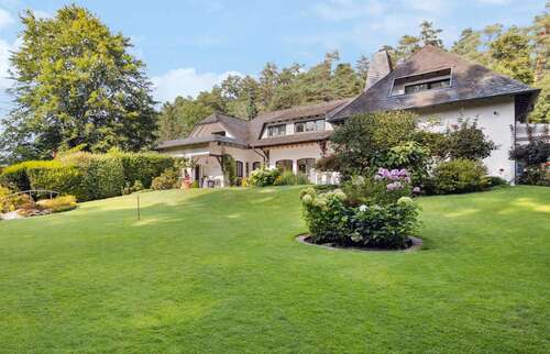 Foto - Haus zum Kaufen in Homburg 1.180.000,00 € 470 m²