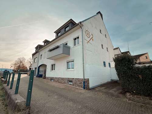 Foto - Wohnung zum Kaufen in Rhens 210.000,00 € 112 m²