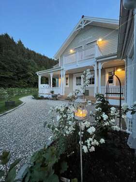 Foto - Haus zum Kaufen in Dümpelfeld-Lückenbach 765.000,00 € 171 m²