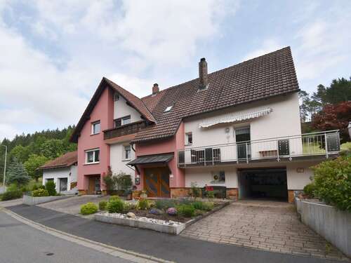 Foto - Haus zum Kaufen in Wilhelmsthal 299.000,00 € 237 m²