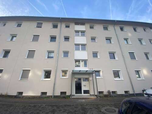 Foto - Wohnung zum Mieten in Bischofsheim 613,78 € 67.08 m²