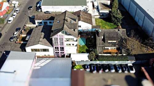 Foto - Haus zum Kaufen in Rodgau 1.499.000,00 € 439 m²