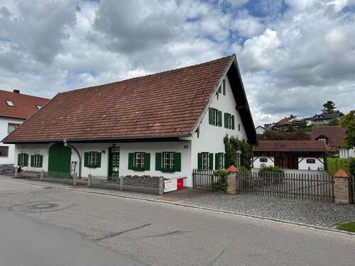 Foto - Haus zum Kaufen in Nandlstadt 799.000,00 € 235 m²
