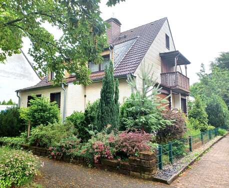 Foto - Haus zum Kaufen in Oberhausen 399.000,00 € 180 m²